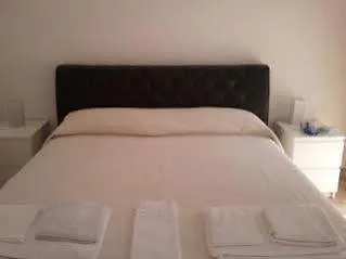 Bed And Breakfast Le Torri Dei Papi 아파트